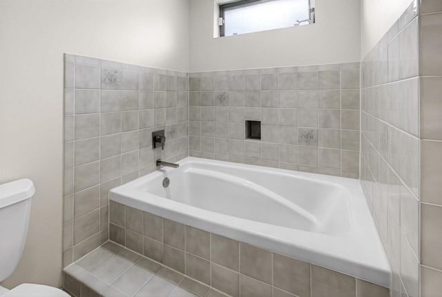 3001 Eagle Drive, Delray Beach, FL 33444