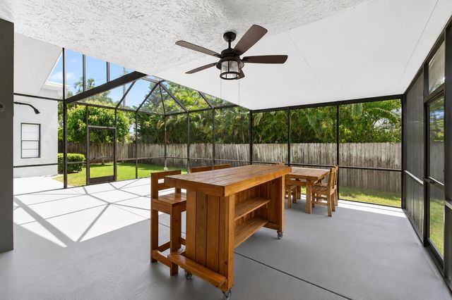 3001 Eagle Drive, Delray Beach, FL 33444