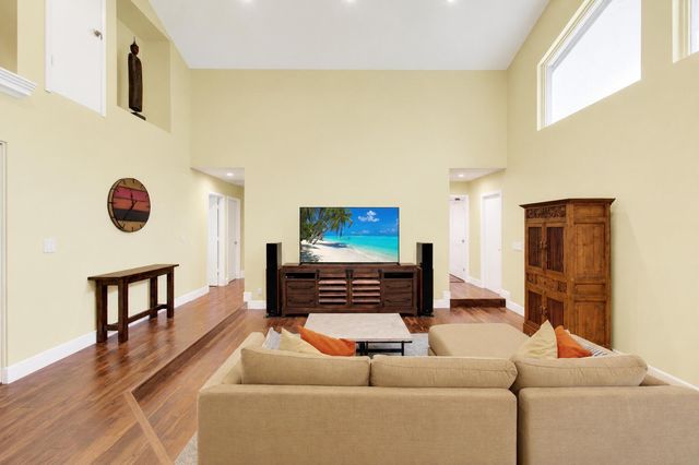3001 Eagle Drive, Delray Beach, FL 33444