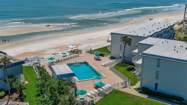 4849 SAXON C202, New Smyrna Beach, FL 32169