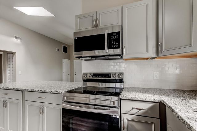 206 BEDFORD STREET, Oldsmar, FL 34677