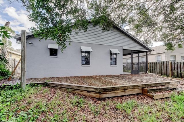 206 BEDFORD STREET, Oldsmar, FL 34677