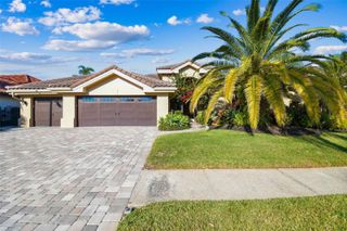 5220 E LONGBOAT BOULEVARD, Tampa, FL 33615