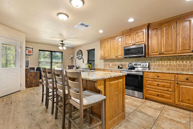 134 Hillshore Circle, Longview, TX 75605