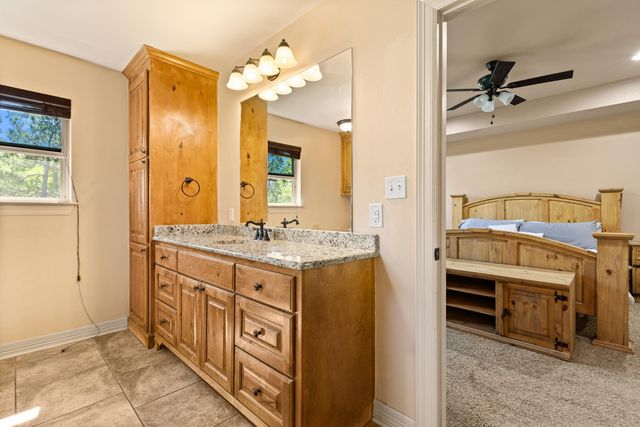 134 Hillshore Circle, Longview, TX 75605