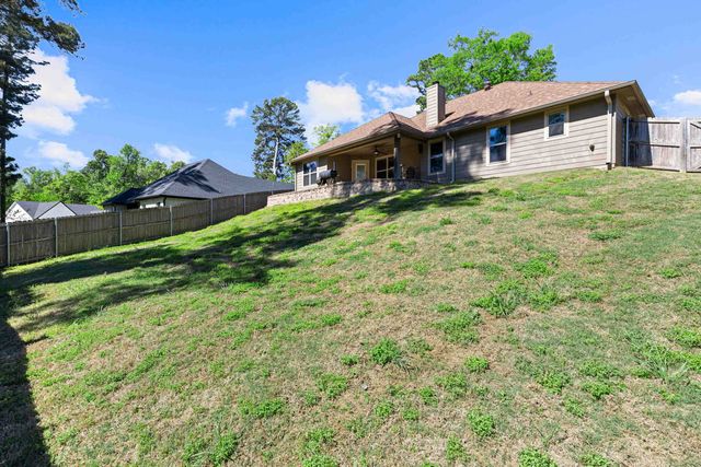 134 Hillshore Circle, Longview, TX 75605