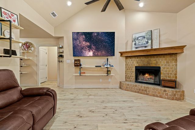 134 Hillshore Circle, Longview, TX 75605