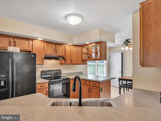 1353 STAG DR, Auburn, PA 17922
