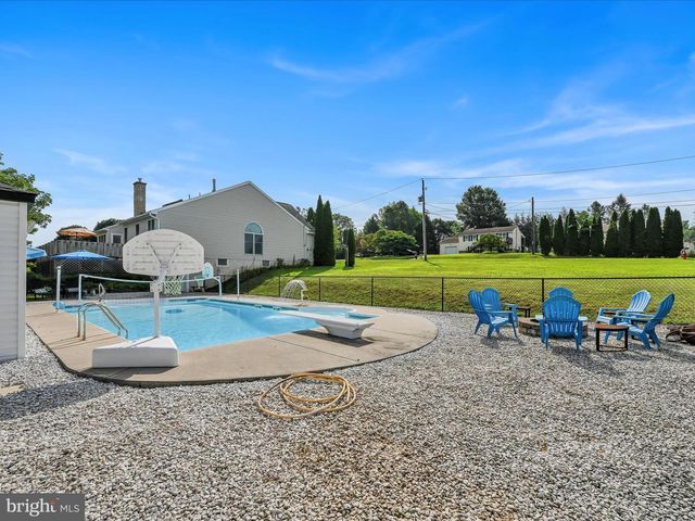 1353 STAG DR, Auburn, PA 17922