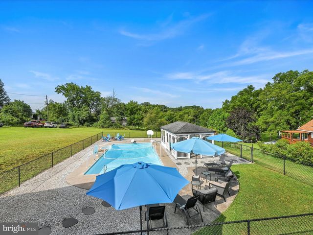 1353 STAG DR, Auburn, PA 17922