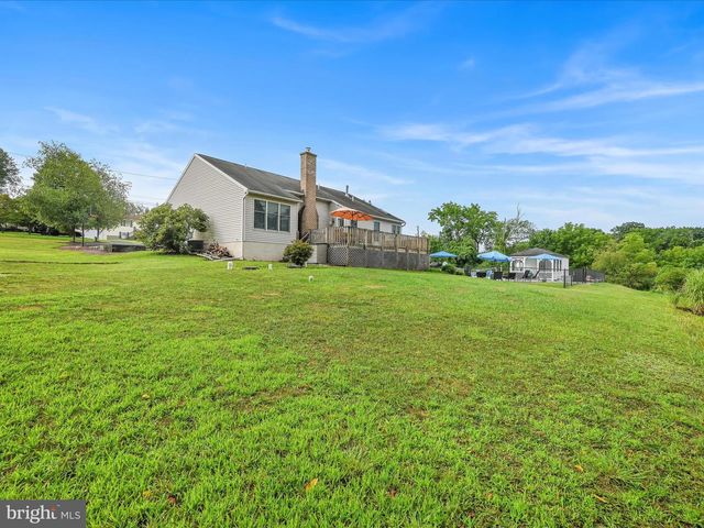 1353 STAG DR, Auburn, PA 17922