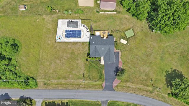 1353 STAG DR, Auburn, PA 17922
