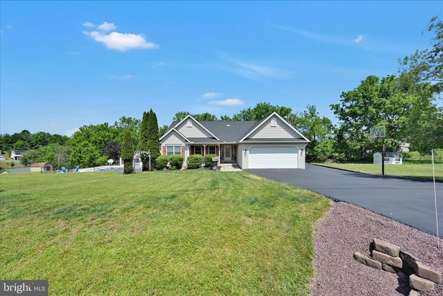 1353 STAG DR, Auburn, PA 17922