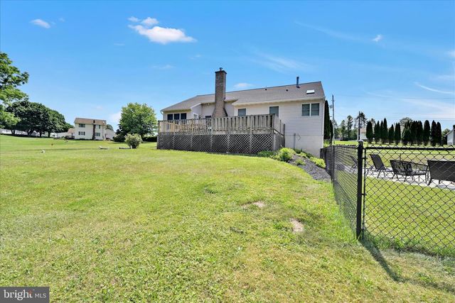 1353 STAG DR, Auburn, PA 17922