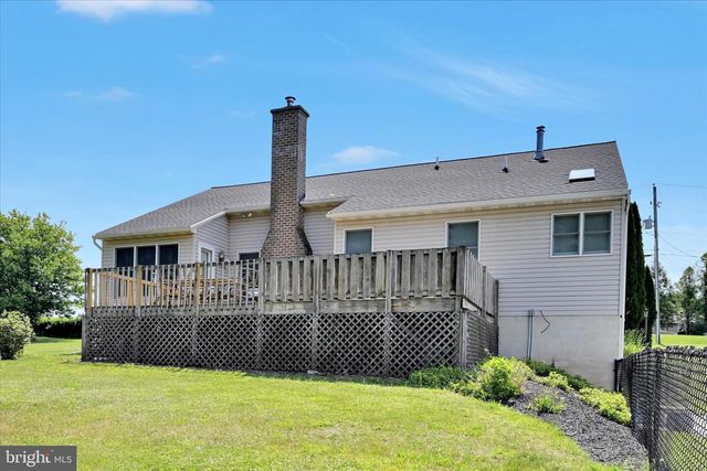 1353 STAG DR, Auburn, PA 17922