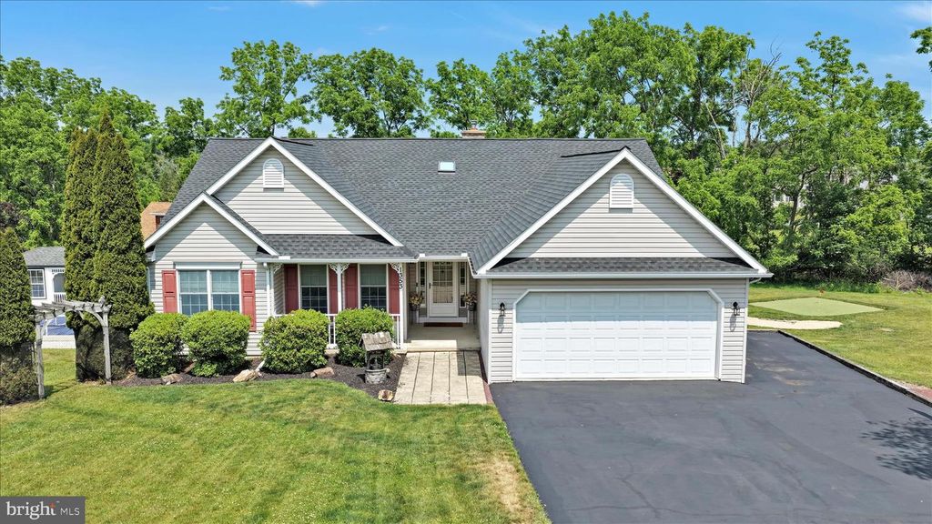 1353 STAG DR, Auburn, PA 17922