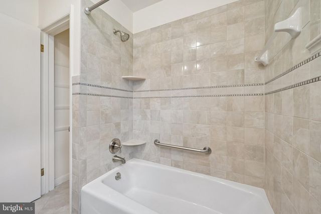 816 WAYSIDE LN, Haddonfield, NJ 08033