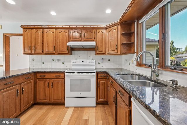 816 WAYSIDE LN, Haddonfield, NJ 08033