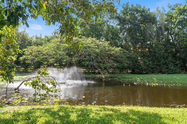 5750 James B. Pirtle Avenue, Southwest Ranches, FL 33330