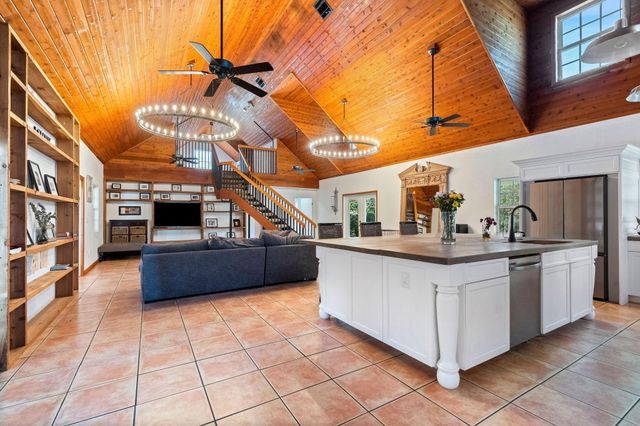 5750 James B. Pirtle Avenue, Southwest Ranches, FL 33330