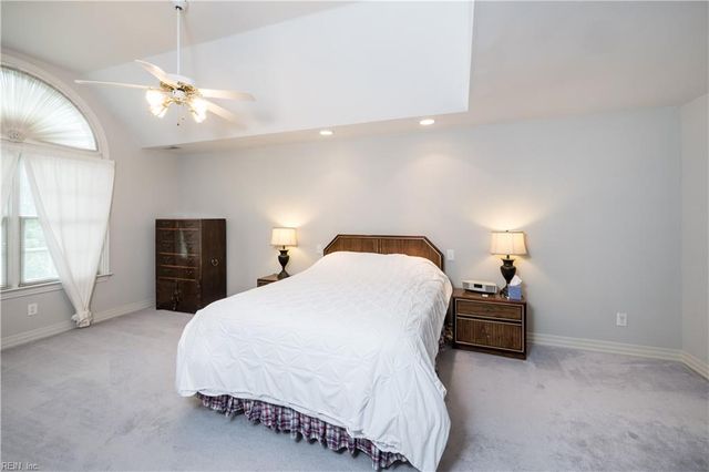 1539 Bordeaux PL, Norfolk, VA 23509
