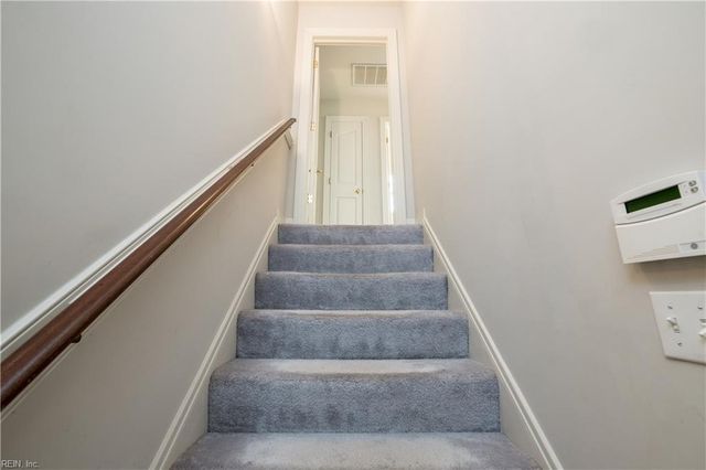 1539 Bordeaux PL, Norfolk, VA 23509