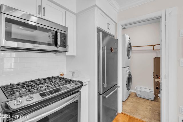 52 Linden Court, Spring Lake Heights, NJ 07762