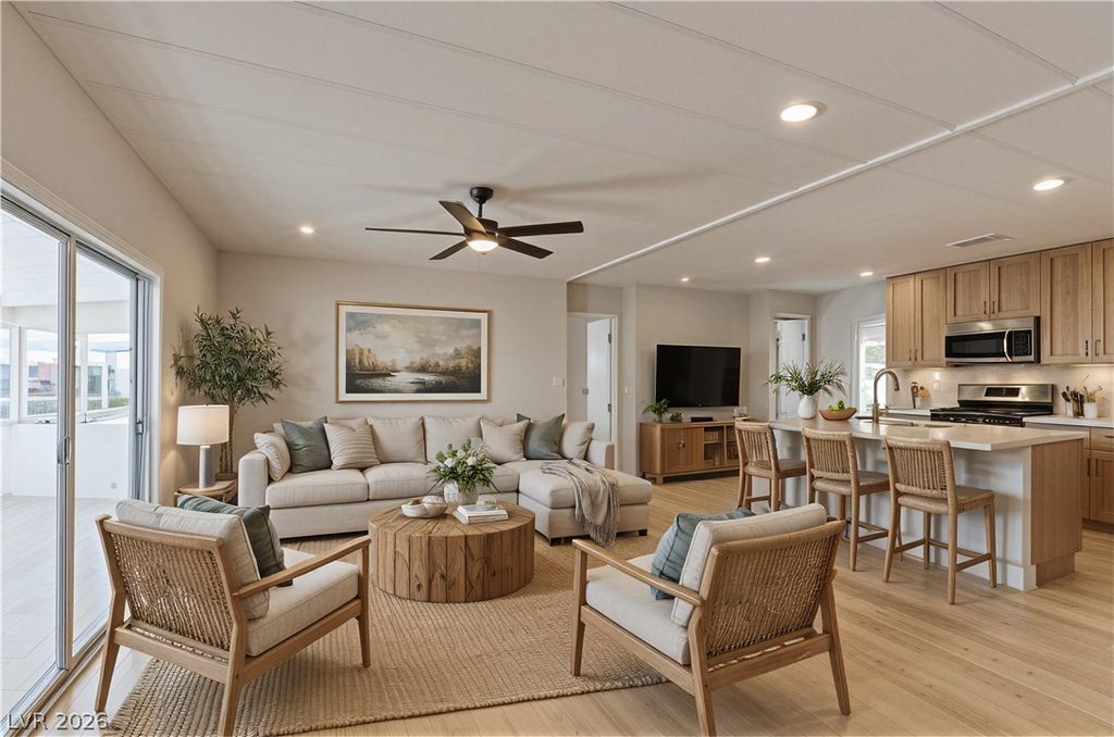253 Sir Phillip Street, Las Vegas, NV 89110 — exterior