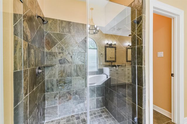 26150 Crown Ranch Boulevard, Montgomery, TX 77316