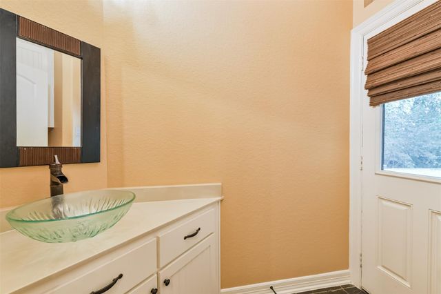 26150 Crown Ranch Boulevard, Montgomery, TX 77316