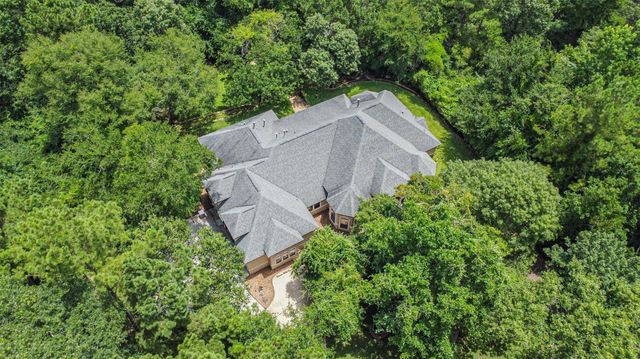 26150 Crown Ranch Boulevard, Montgomery, TX 77316