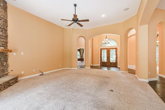 26150 Crown Ranch Boulevard, Montgomery, TX 77316