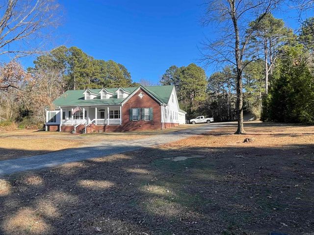 55 Lochland Dr., Greers Ferry, AR 72067