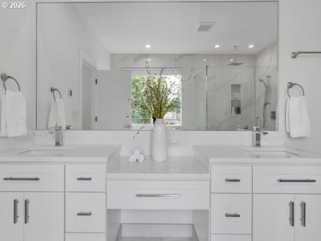 15208 Ne 96TH St, Vancouver, WA 98682