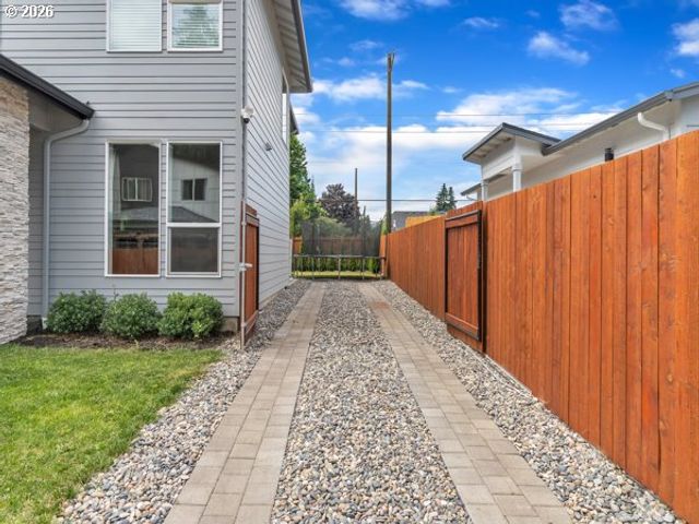 15208 Ne 96TH St, Vancouver, WA 98682