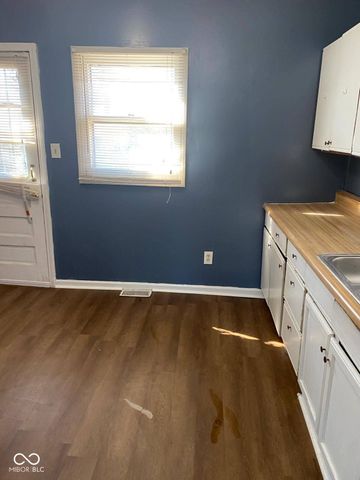 2422 N Goodlet Avenue, Indianapolis, IN 46222