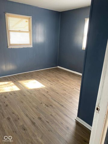 2422 N Goodlet Avenue, Indianapolis, IN 46222