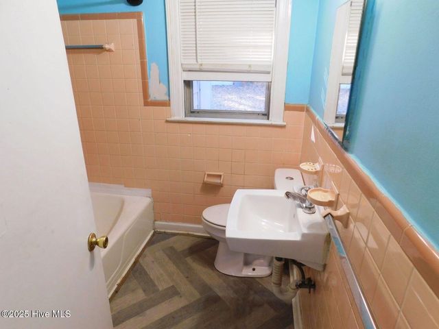 2604 Jackson Drive, Greenville, NC 27858