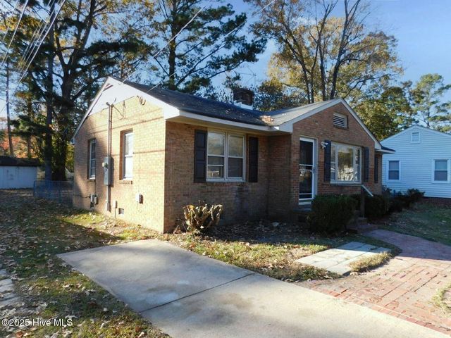 2604 Jackson Drive, Greenville, NC 27858