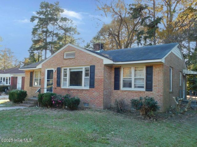 2604 Jackson Drive, Greenville, NC 27858