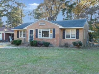 2604 Jackson Drive, Greenville, NC 27858