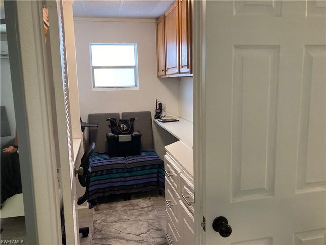 210 Sun CIR, Fort Myers, FL 33905