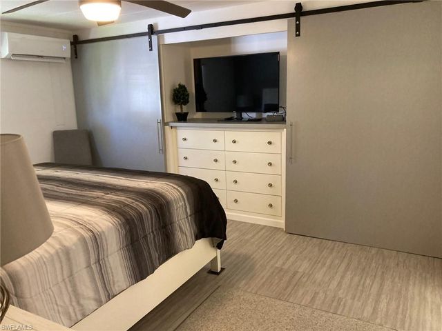 210 Sun CIR, Fort Myers, FL 33905