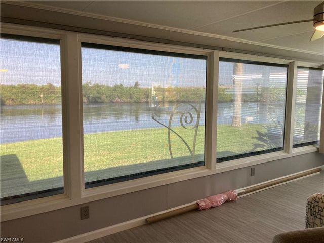 210 Sun CIR, Fort Myers, FL 33905