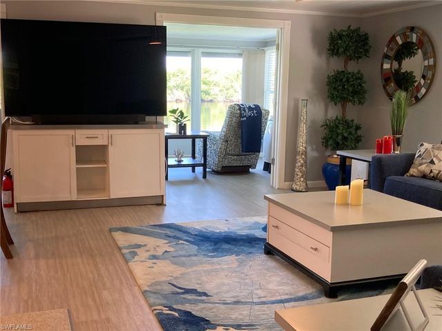 210 Sun CIR, Fort Myers, FL 33905