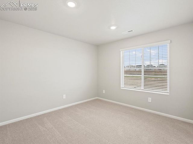 6778 Roundtail Way, Colorado Springs, CO 80925