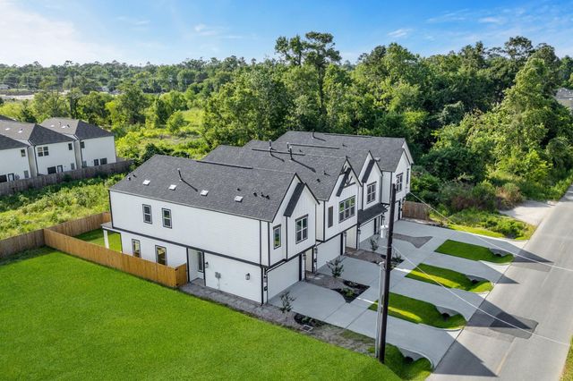 5937 Cebra, Houston, TX 77091