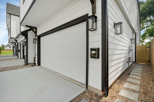 5937 Cebra, Houston, TX 77091