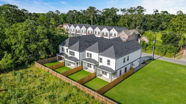 5937 Cebra, Houston, TX 77091