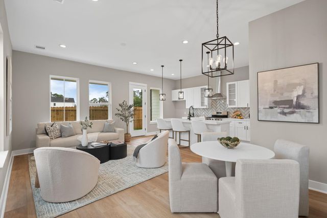 5937 Cebra, Houston, TX 77091